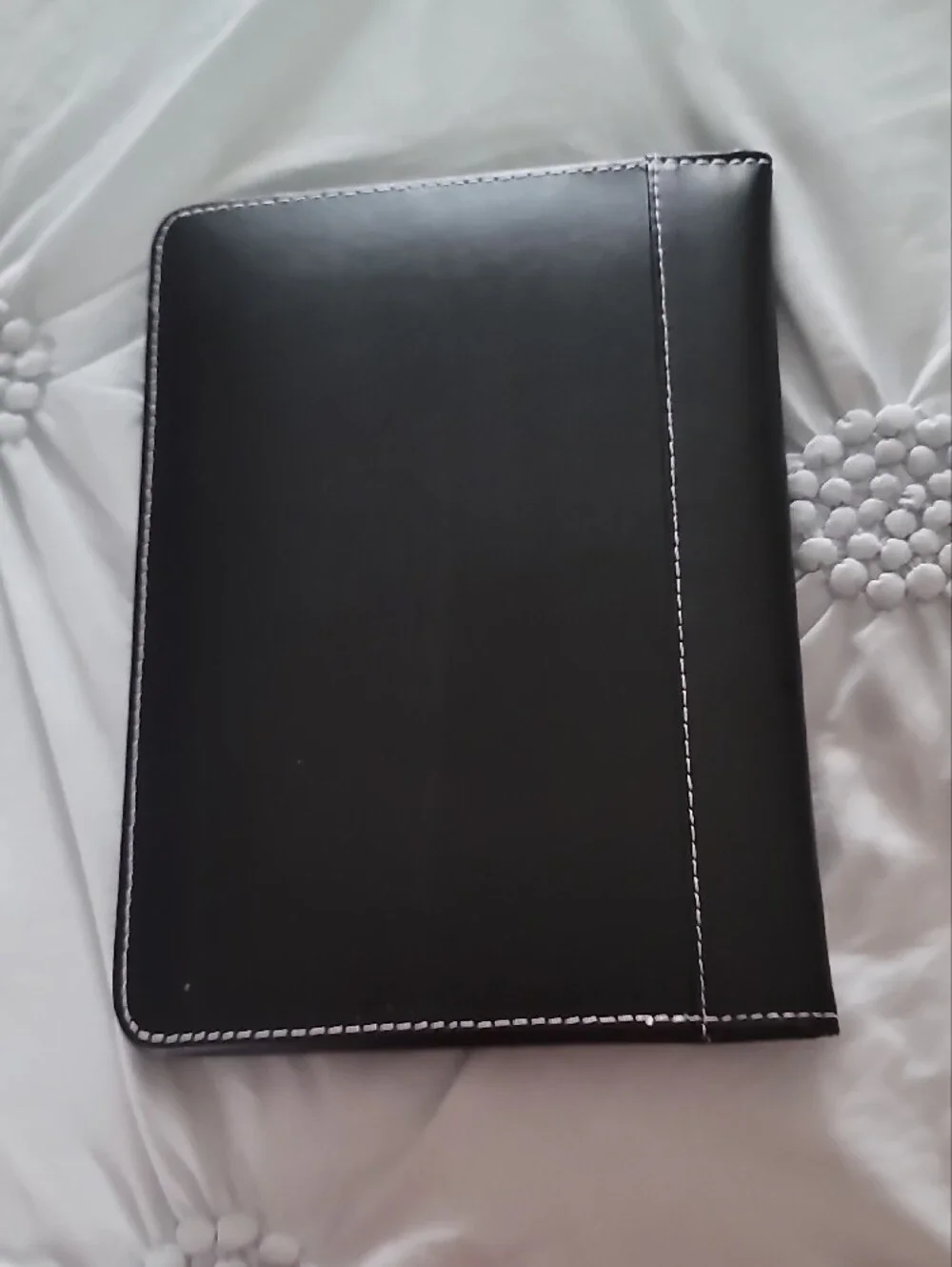 Anheiser Busch Black Men's Travel Organizer Folio with Contrast Stitching